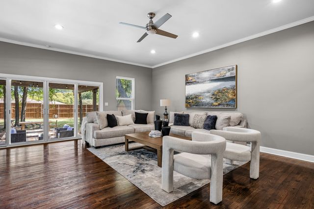 1516 S Oak Cliff Boulevard, Dallas, TX 75208