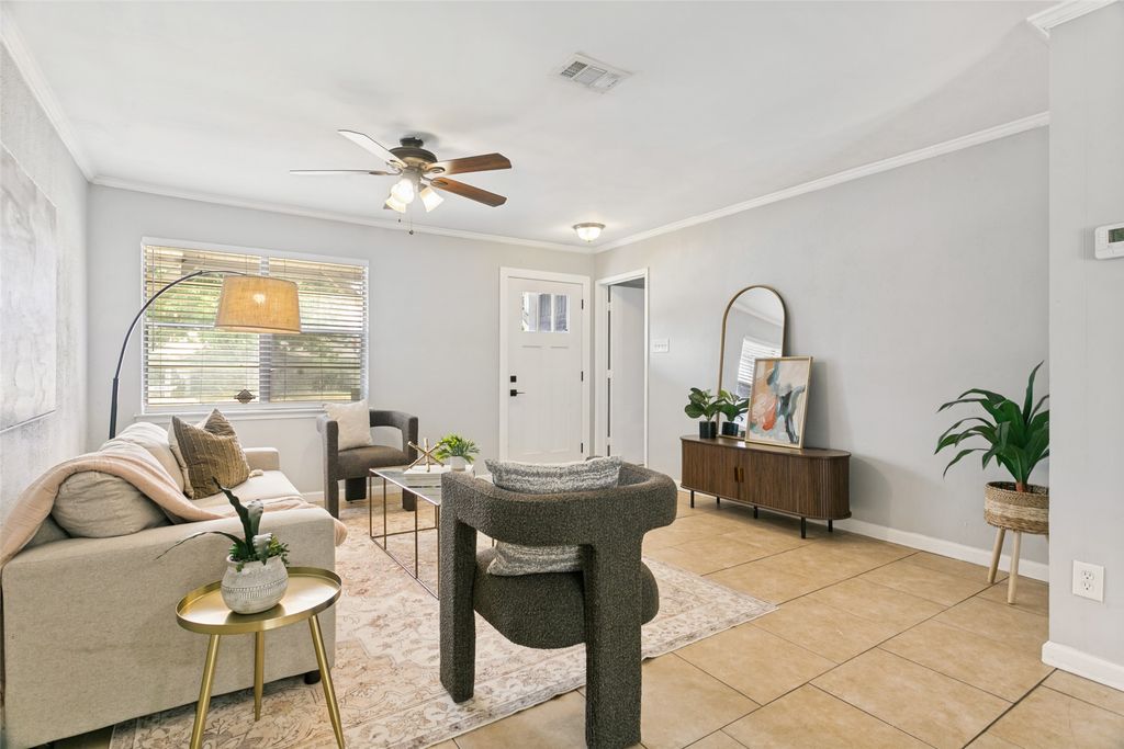 1056 Easy Street, Grapevine, TX 76051 — photo 2