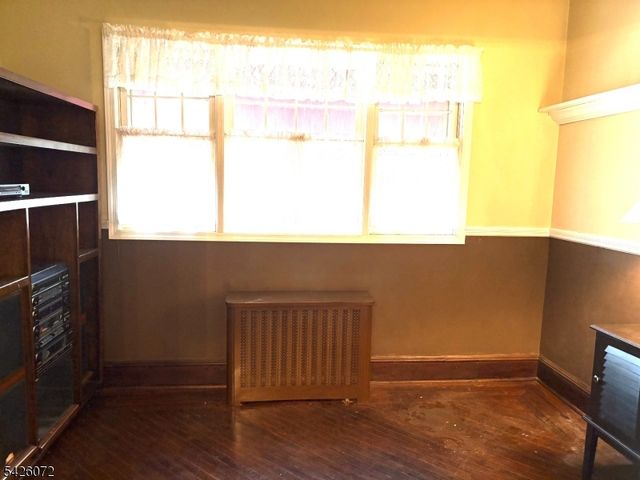 525 Forest Ave, Lyndhurst Twp., NJ 07071