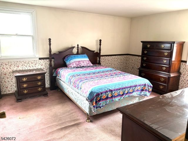 525 Forest Ave, Lyndhurst Twp., NJ 07071