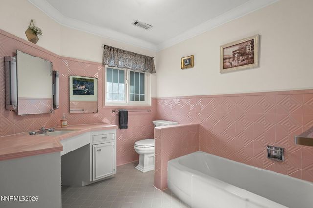 2260 Sunrise Drive, Reno, NV 89509