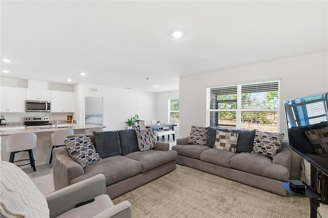 1348 HANOVERIAN DRIVE, Lake Alfred, FL 33850