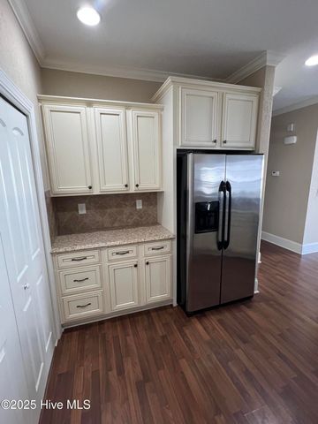 2013 Croyden Circle B, Greenville, NC 27834