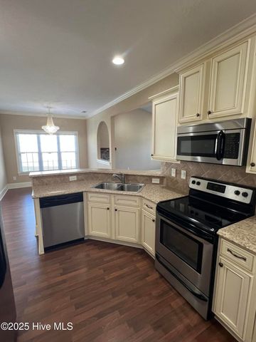 2013 Croyden Circle B, Greenville, NC 27834