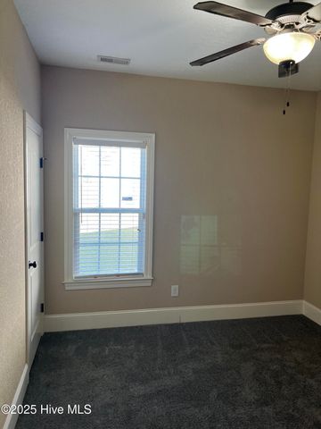 2013 Croyden Circle B, Greenville, NC 27834