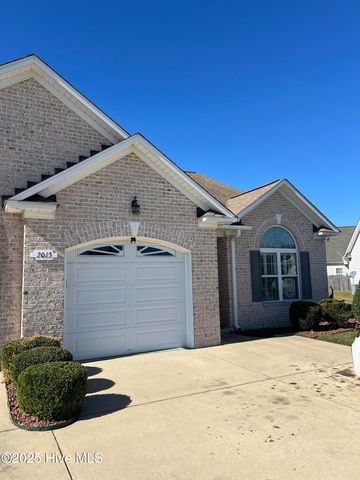 2013 Croyden Circle B, Greenville, NC 27834