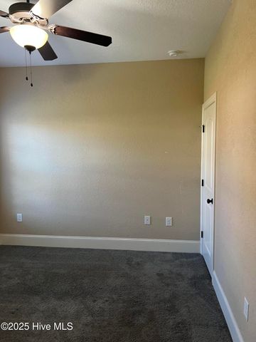 2013 Croyden Circle B, Greenville, NC 27834