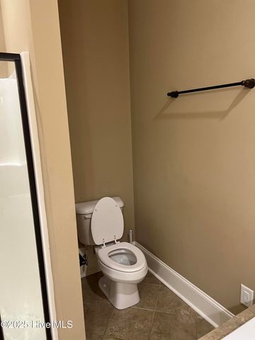 2013 Croyden Circle B, Greenville, NC 27834