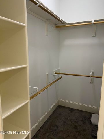 2013 Croyden Circle B, Greenville, NC 27834