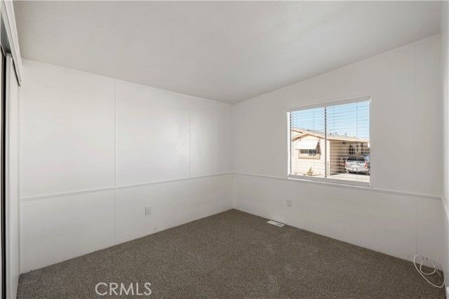 9161 Santa Fe 63, Hesperia, CA 92345