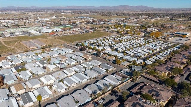 9161 Santa Fe 63, Hesperia, CA 92345