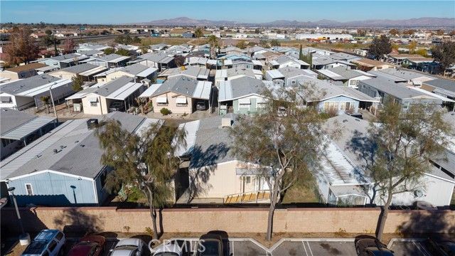 9161 Santa Fe 63, Hesperia, CA 92345