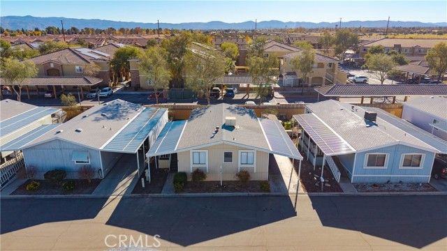 9161 Santa Fe 63, Hesperia, CA 92345