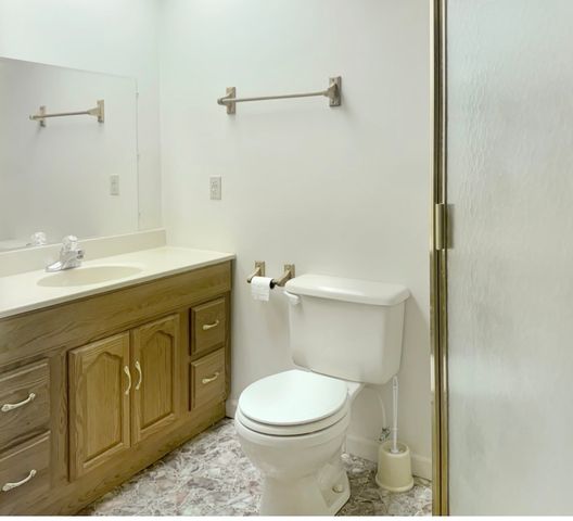 127 Lena Sykes Rd, Dover, TN 37058