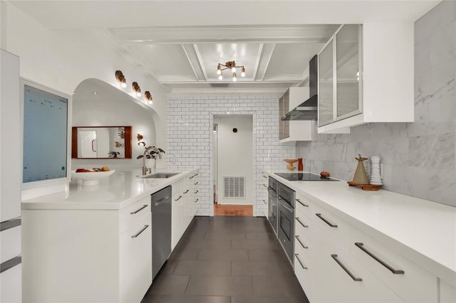 716 SE 7th Street, Fort Lauderdale, FL 33301