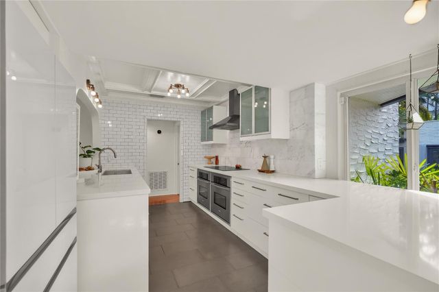 716 SE 7th Street, Fort Lauderdale, FL 33301