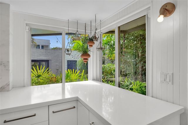 716 SE 7th Street, Fort Lauderdale, FL 33301