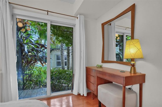 716 SE 7th Street, Fort Lauderdale, FL 33301