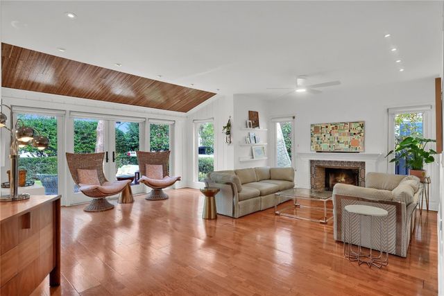 716 SE 7th Street, Fort Lauderdale, FL 33301