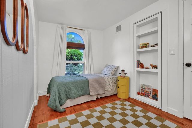 716 SE 7th Street, Fort Lauderdale, FL 33301