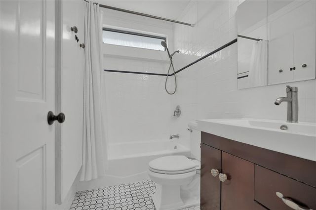 716 SE 7th Street, Fort Lauderdale, FL 33301