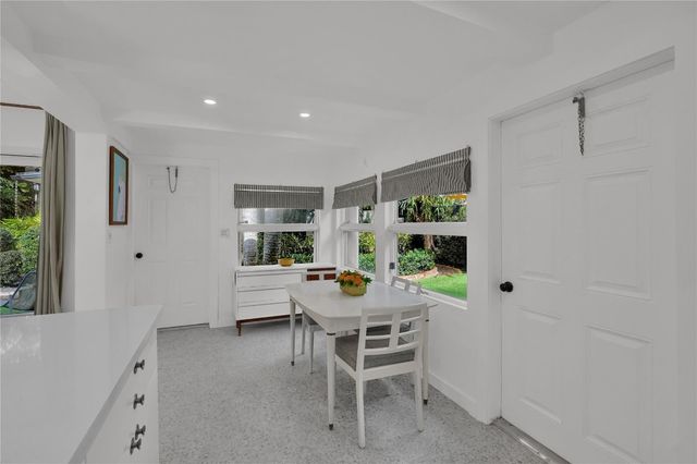 716 SE 7th Street, Fort Lauderdale, FL 33301