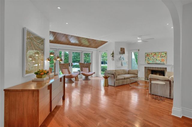 716 SE 7th Street, Fort Lauderdale, FL 33301