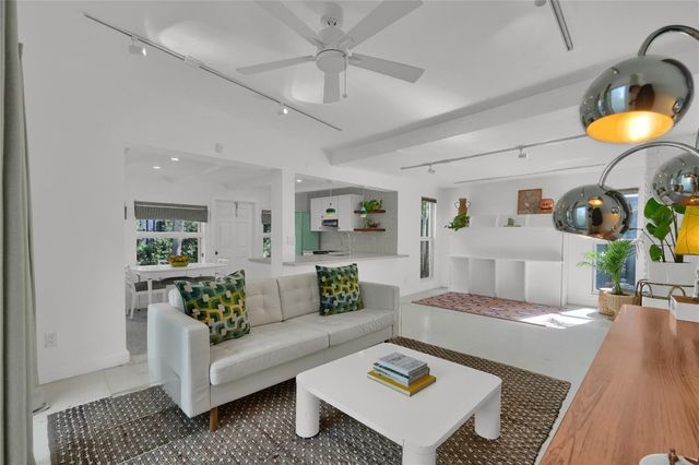 716 SE 7th Street, Fort Lauderdale, FL 33301