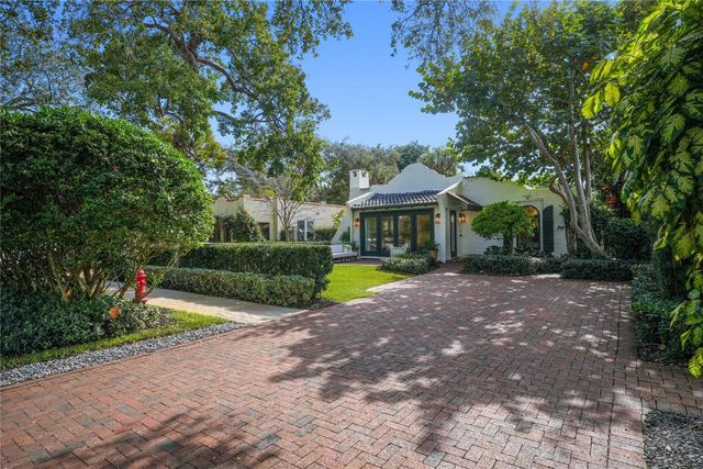 716 SE 7th Street, Fort Lauderdale, FL 33301