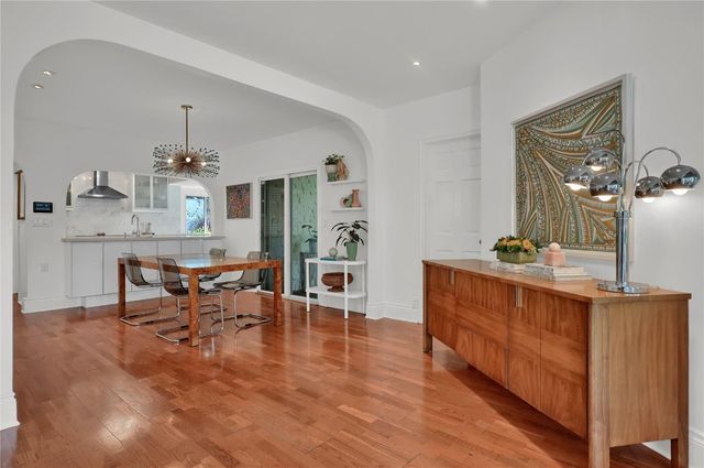 716 SE 7th Street, Fort Lauderdale, FL 33301