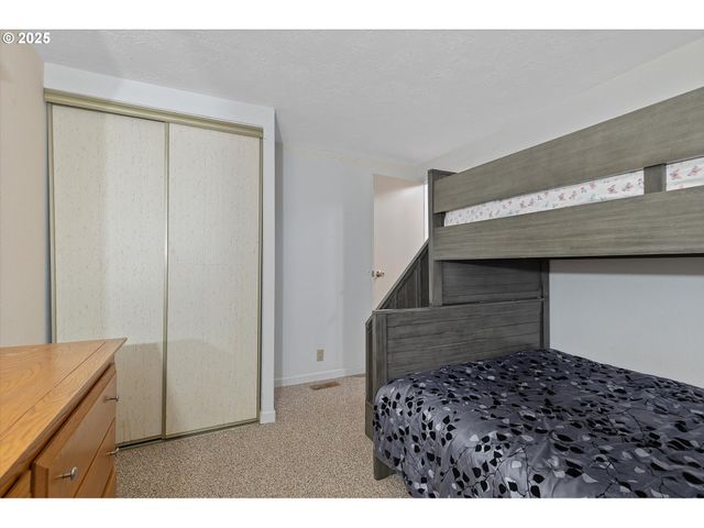 353 N DEERLANE Dr, Otis, OR 97368