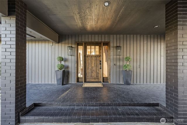 3417 204th Avenue Ct E, Lake Tapps, WA 98391