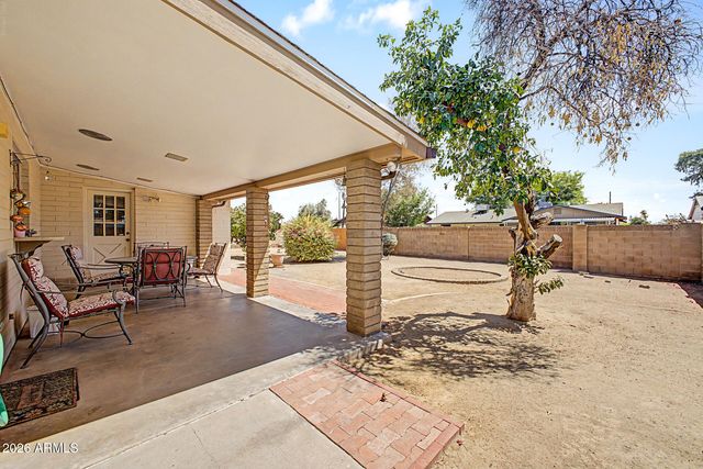 3753 W DALPHIN Road, Phoenix, AZ 85051