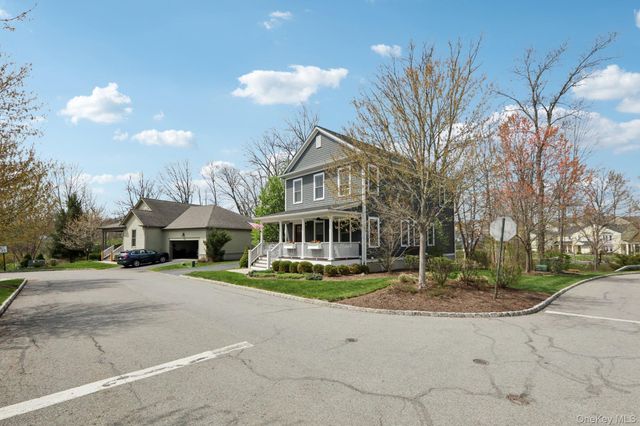 6 Cowdrey Street, Warwick, NY 10990