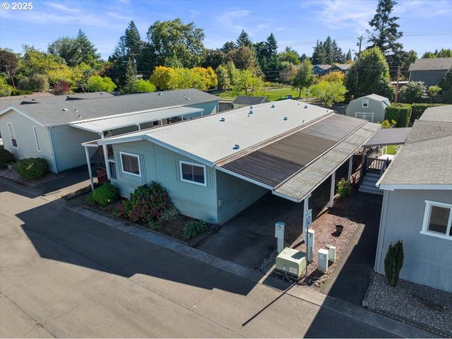 7455 Se KING Rd 11, Milwaukie, OR 97222