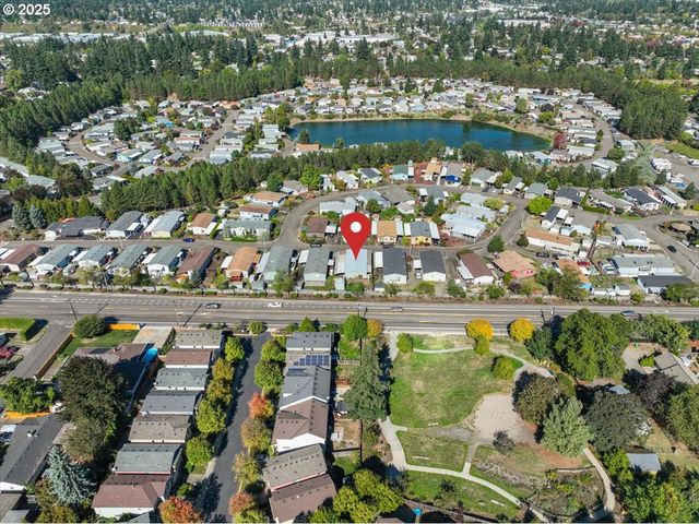 7455 Se KING Rd 11, Milwaukie, OR 97222