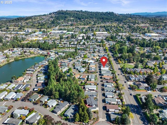 7455 Se KING Rd 11, Milwaukie, OR 97222