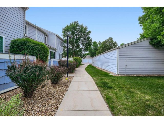 1419 Red Mountain Dr 18, Longmont, CO 80504