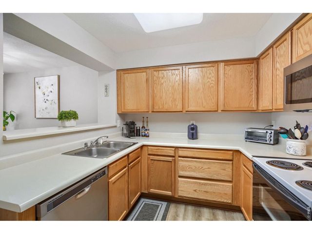 1419 Red Mountain Dr 18, Longmont, CO 80504