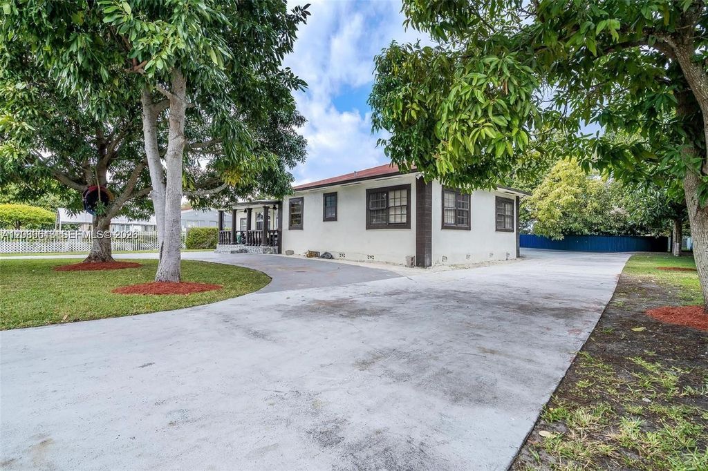65 NW 118th Street, Miami, FL 33168