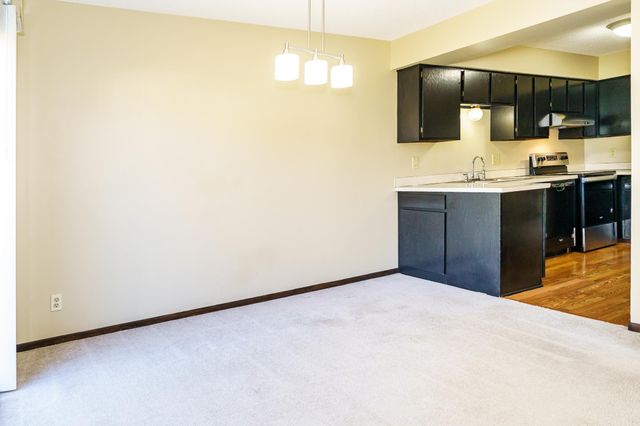 10355 Balsam Lane, Eden Prairie, MN 55347