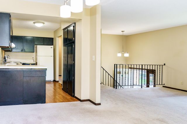 10355 Balsam Lane, Eden Prairie, MN 55347