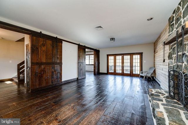 2039 SCHOOL RD, Pottstown, PA 19465