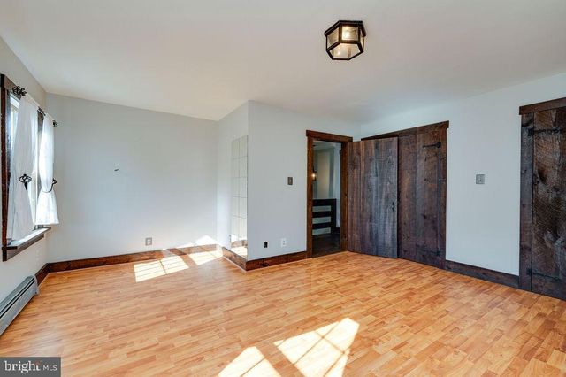 2039 SCHOOL RD, Pottstown, PA 19465