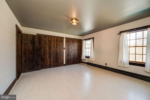 2039 SCHOOL RD, Pottstown, PA 19465