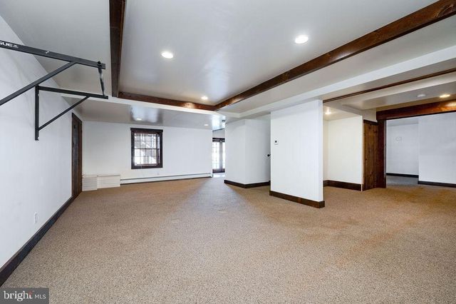 2039 SCHOOL RD, Pottstown, PA 19465