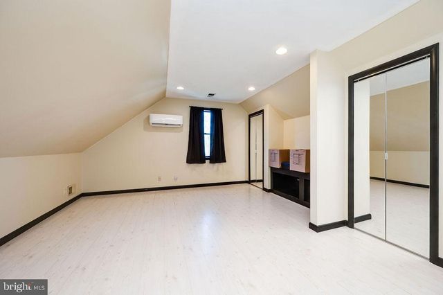 2039 SCHOOL RD, Pottstown, PA 19465