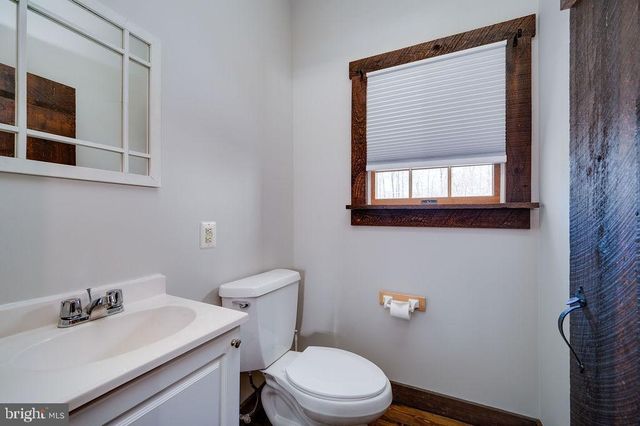 2039 SCHOOL RD, Pottstown, PA 19465