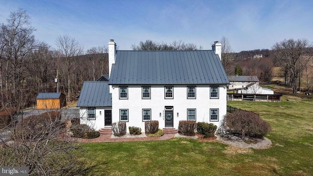 2039 SCHOOL RD, Pottstown, PA 19465