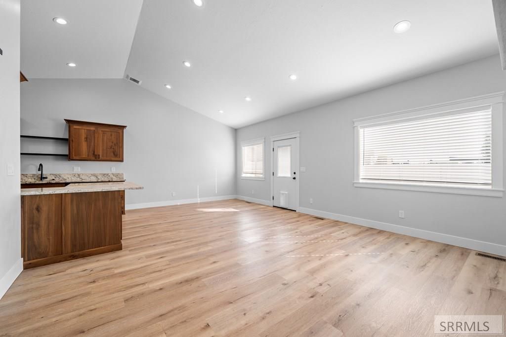 Image 31 of property listing at 281 Park View Loop, Shelley, ID 83274